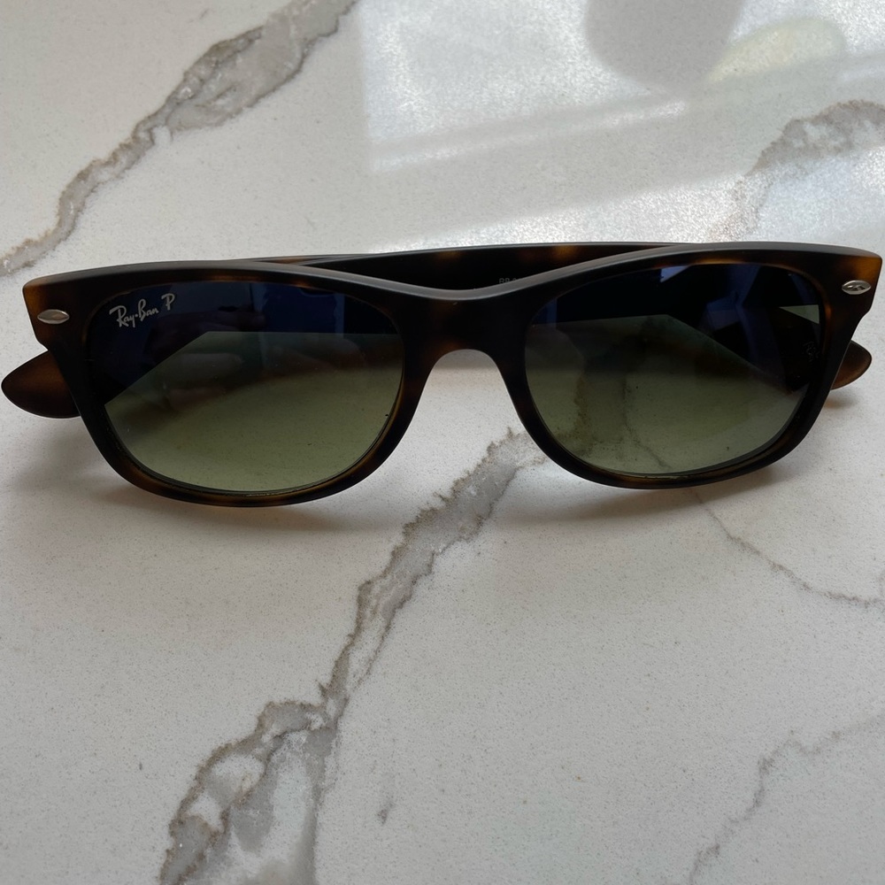 Ray-Ban Wayfarer Sunglasses